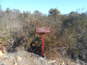 Sign at the end of the East Rim trail